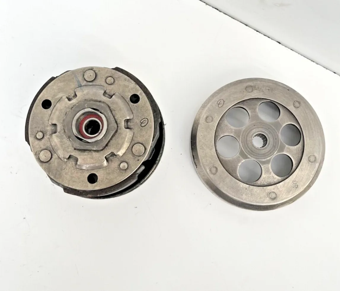 CAMPANA + FRIZIONE CORRETTORE DI COPPIA MALAGUTI F12R (ANNO 2008) F12 R - 50 cc