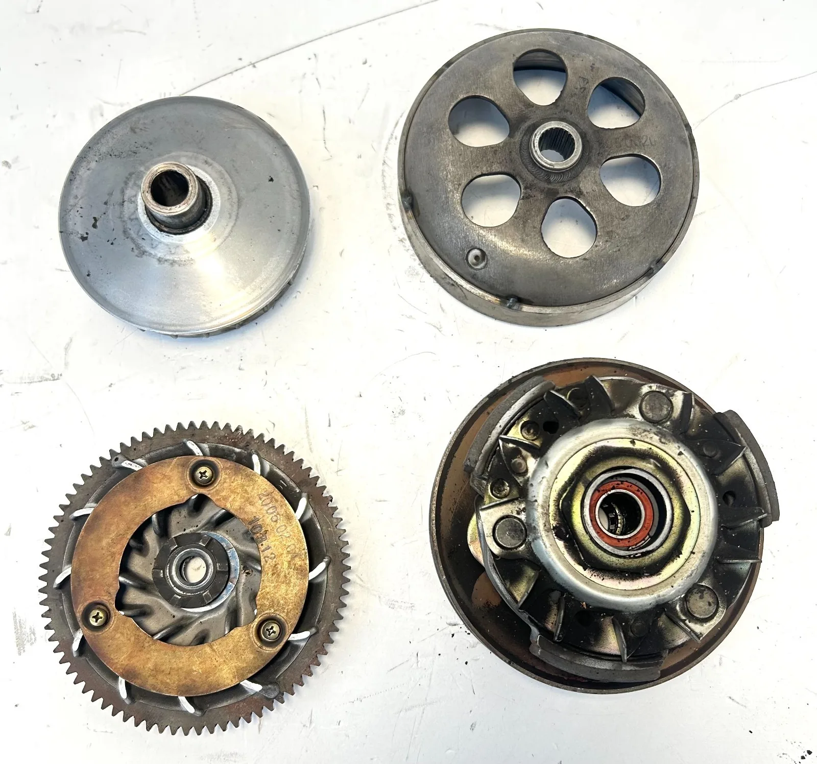 TRASMISSIONE APRILIA SPORTCITY 125 (2004-2006)(M281M) FRIZIONE+VARIATORE+CAMPANA