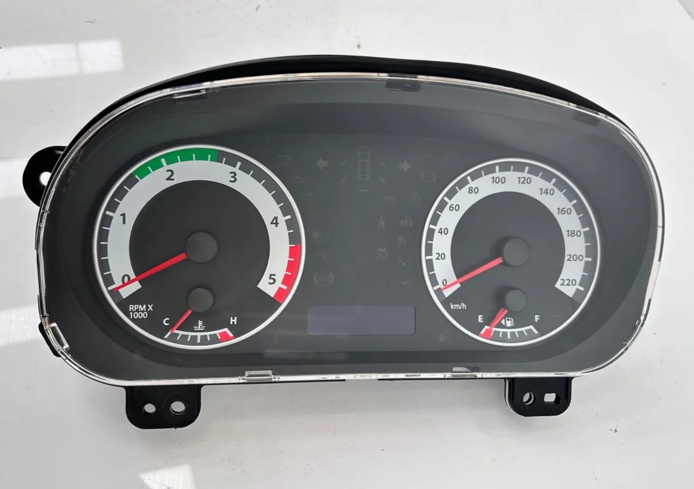 QUADRO STRUMENTI CONTACHILOMETRI TATA ARIA 2.2 DIESEL (2010 - 2017) 54.000 Km