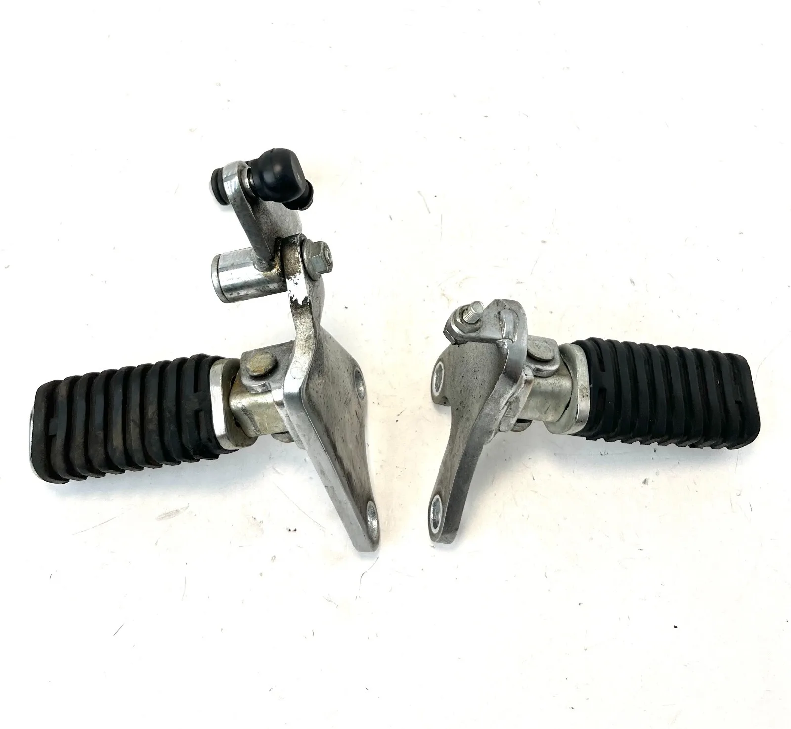 PEDANE KYMCO VENOX 250 (2000 - 2006) PEDANA DESTRA E SINISTRA