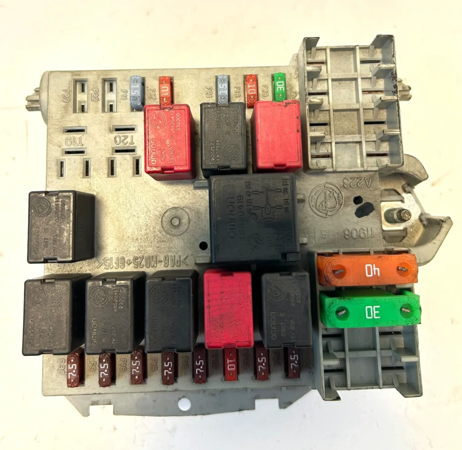 CENTRALINA SCATOLA FUSIBILI FIAT BRAVO 1.4 BENZINA - 51775686