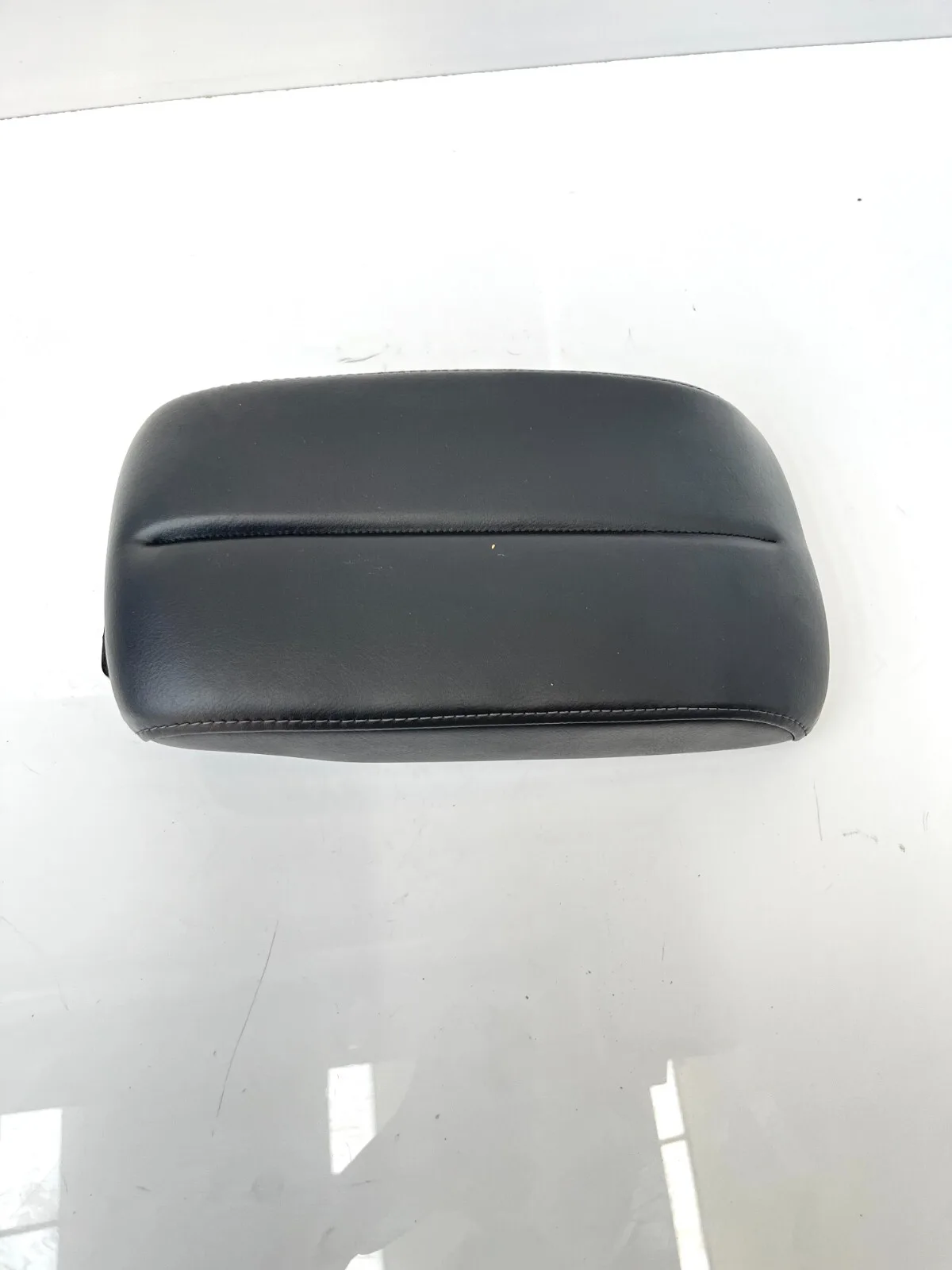 BRACCIOLO CENTRALE MAZDA CX-7 / CX7 - POGGIA BRACCIO (ANNO 2009)