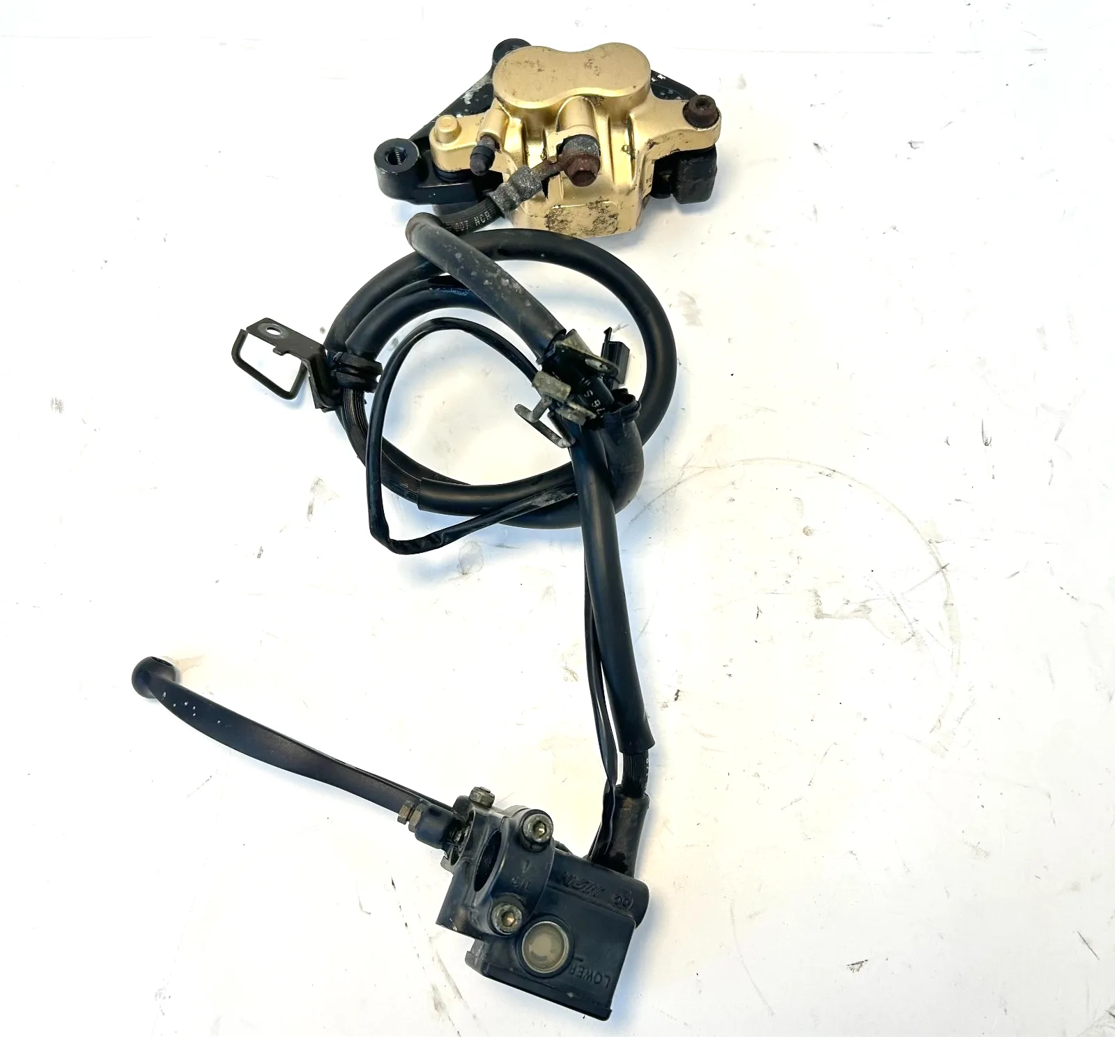 IMPIANTO FRENANTE ANTERIORE YAMAHA MAJESTY 250 (1999-2003) PINZA + POMPANTE