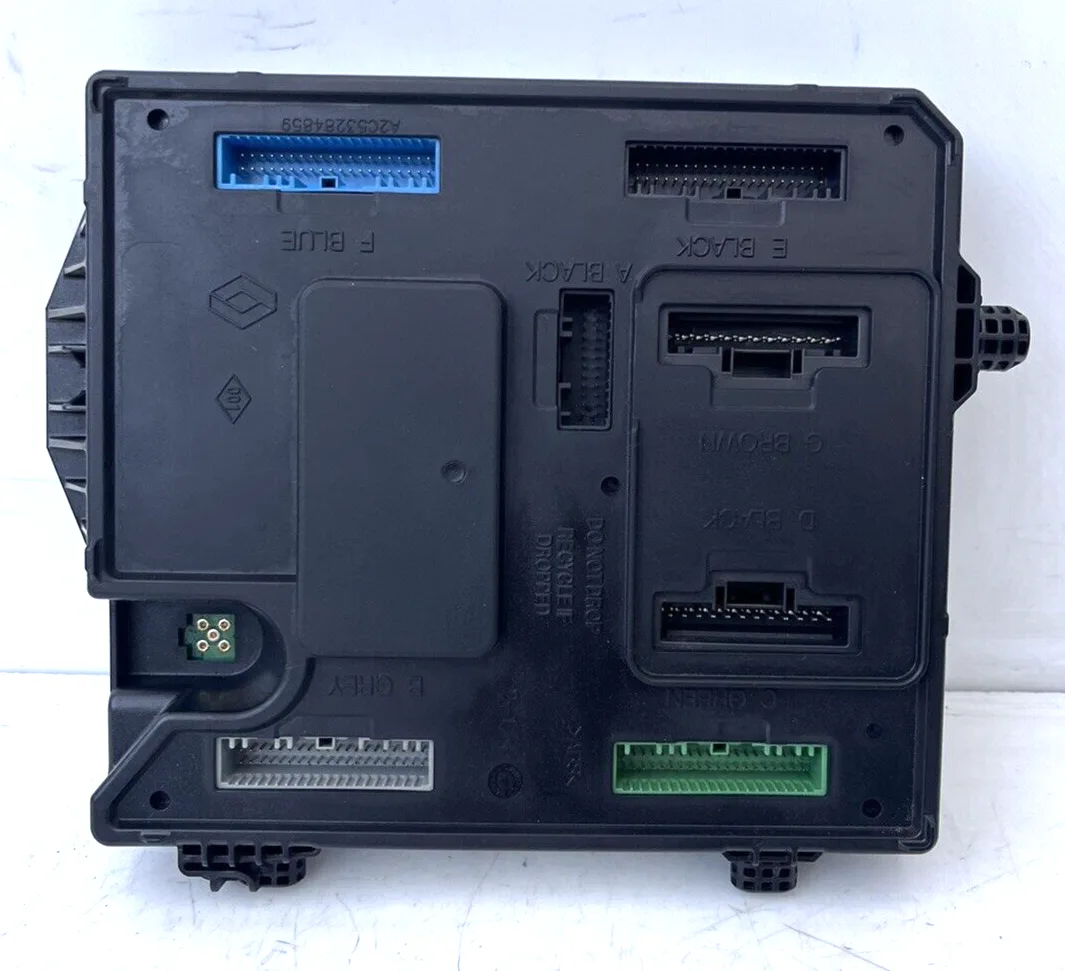 BODY COMPUTER BCM RENAULT SCENIC III 3 SERIE X-MOD / 284B13297R