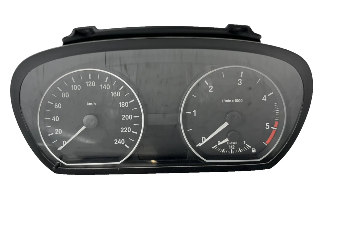 QUADRO STRUMENTI CONTACHILOMETRI BMW SERIE 1 DIESEL (E87)1024952-98 / 9220949-01