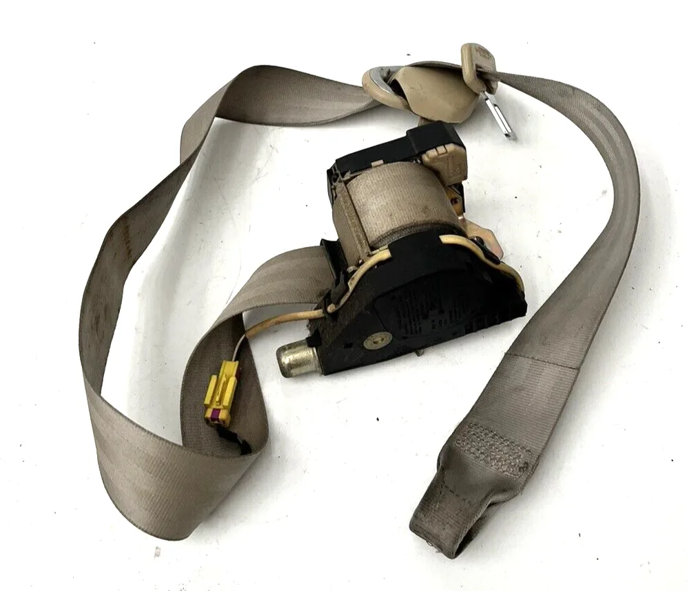 CINTURA DI SICUREZZA ANTERIORE DESTRA VOLKSWAGEN NEW BEETLE - 33014052