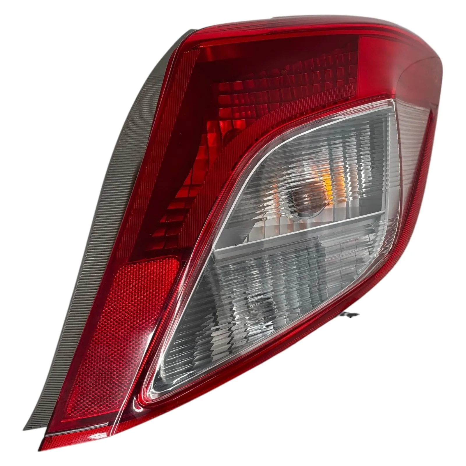 FANALE POSTERIORE DESTRO TOYOTA YARIS 3 SERIE (XP130)(2011-2014) STOP DX