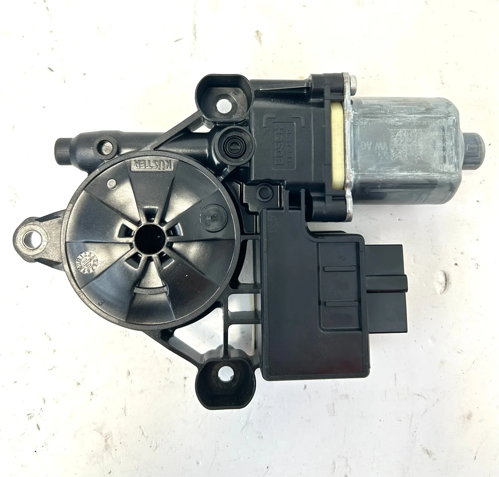 MOTORINO ALZACRISTALLO POSTERIORE DESTRO VOLKSWAGEN POLO 6 SERIE (2017 IN POI)